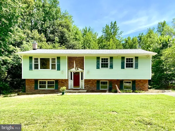 1440 Cedar Ln, Lusby, MD 20657