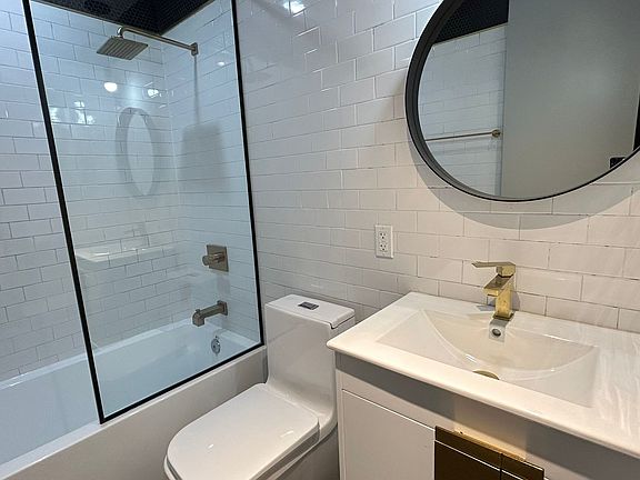5th image of 41 Van Wagenen Ave #29E