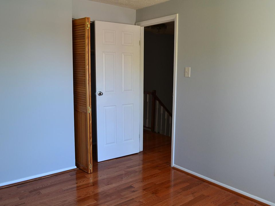 Guest bedroom 1