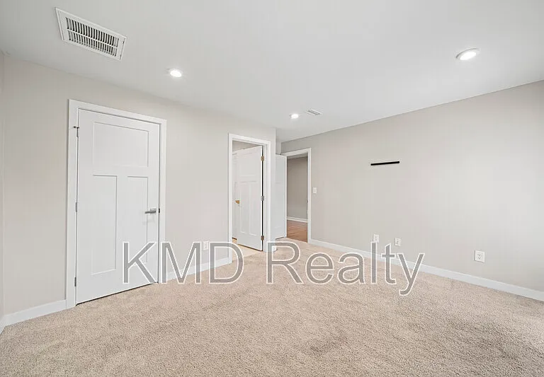 636 Crudent Rd — Photo 17
