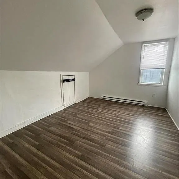 551 Sumner Ct — Photo 9