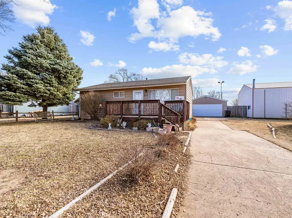 427 Yale Ave, Salina, KS 67401