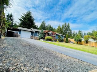 60 NE Harpoon Dr, Belfair, WA