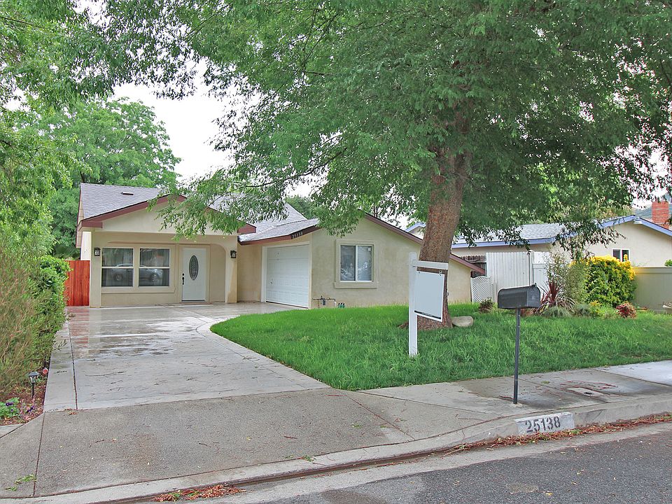 2nd image of 25138 Atwood Blvd