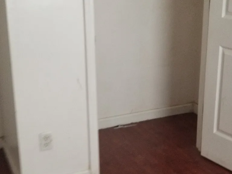 893 Polk Ave — Photo 22