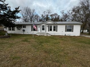 309 Clay St, New Boston, IL 61272