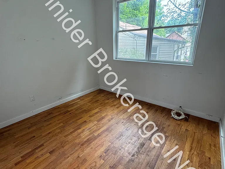 15 Bethune Blvd #101 — Photo 11
