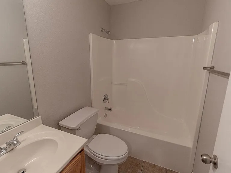 5209-5211 Currituck Ln — Photo 30