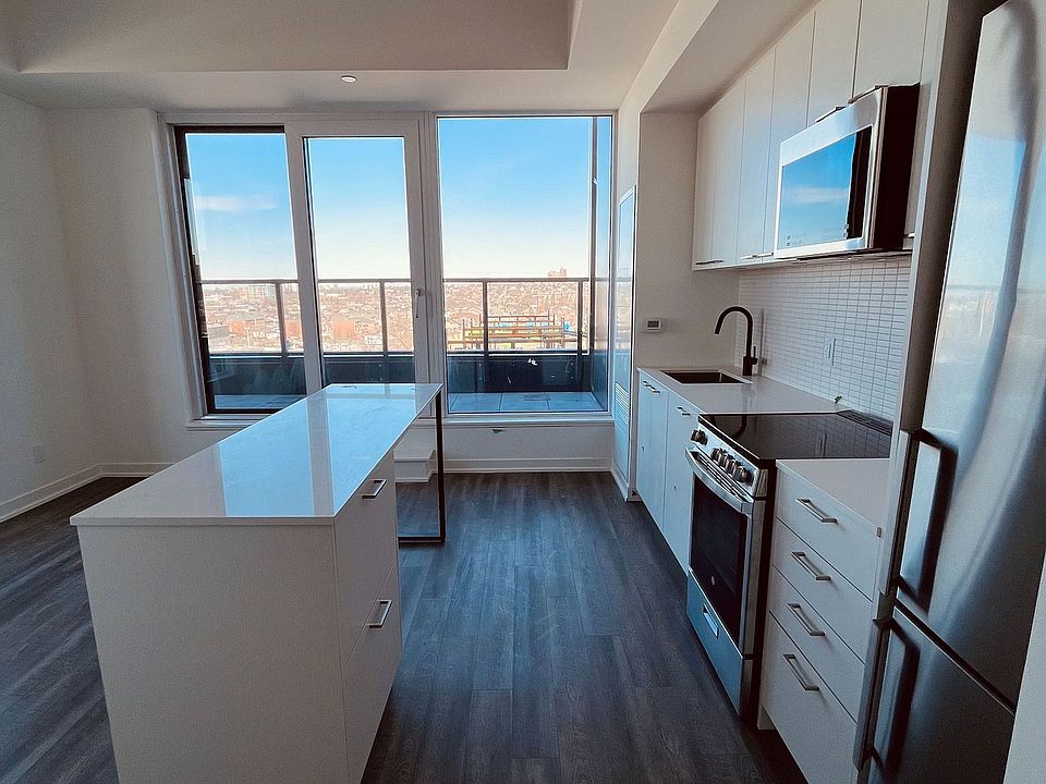 1st image of 1808 Saint Clair Ave #715