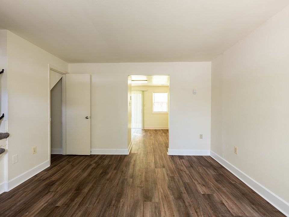 Orchards I Townhomes Apartment Rentals - Severn, MD | Zillow