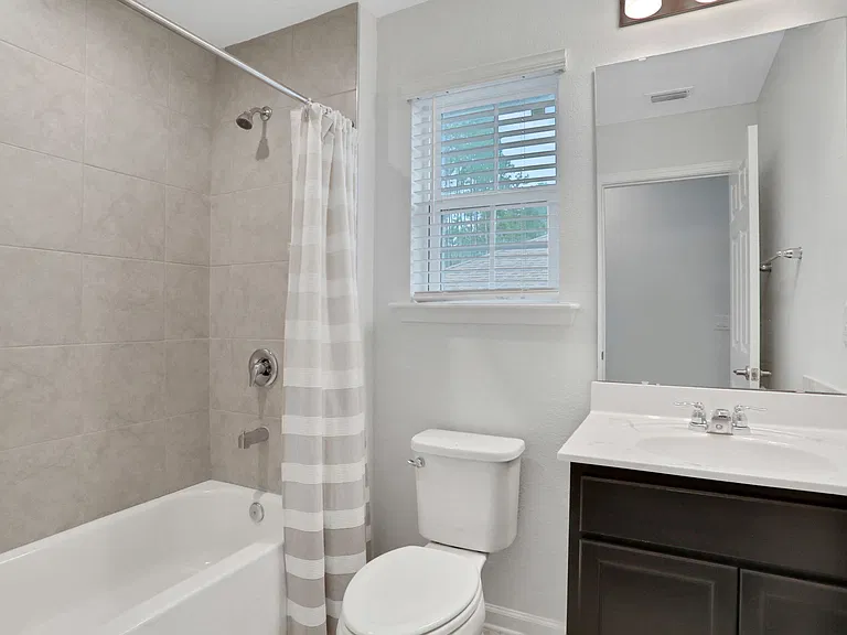 944 Laurel Valley Dr — Photo 45