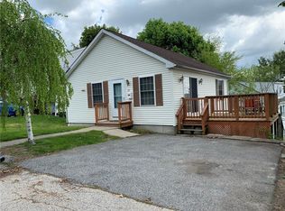 27 Myra St, Providence, RI 02909