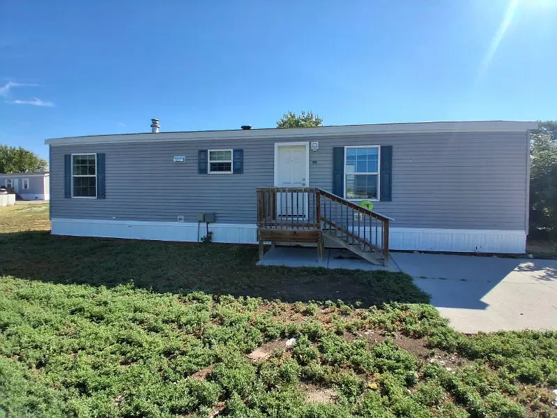 B8 Trailerville Ct