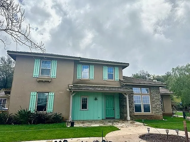 5 bed, 4473 sqft, $7,500 — Photo 3