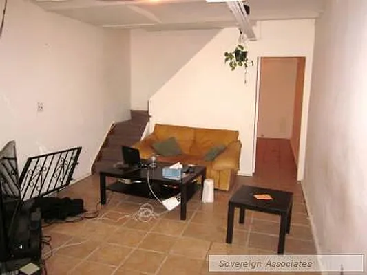 Rented by Sovereign Associates | media 65