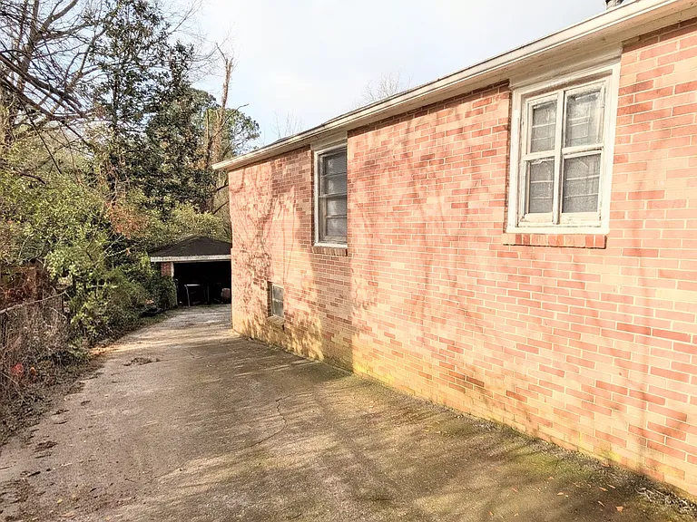 1332 Akridge St NW — Photo 12