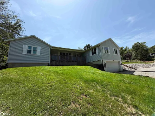 1200 E Maple St, Centerville, IA 52544
