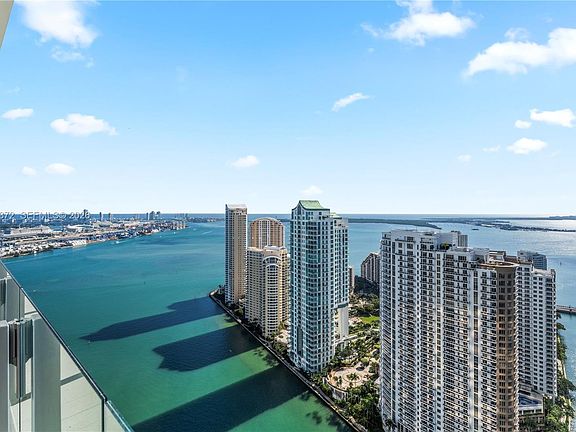 4th image of 300 Biscayne Boulevard Way #4102