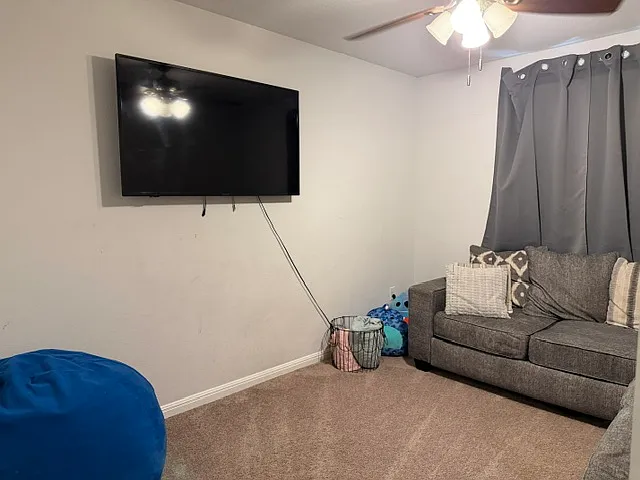 124 Martha Ln — Photo 14