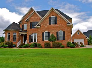 207 W Meath Dr, Winterville, NC 28590