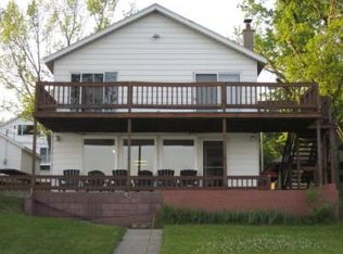 16398 Lakeview Dr, Vandalia, MI 49095