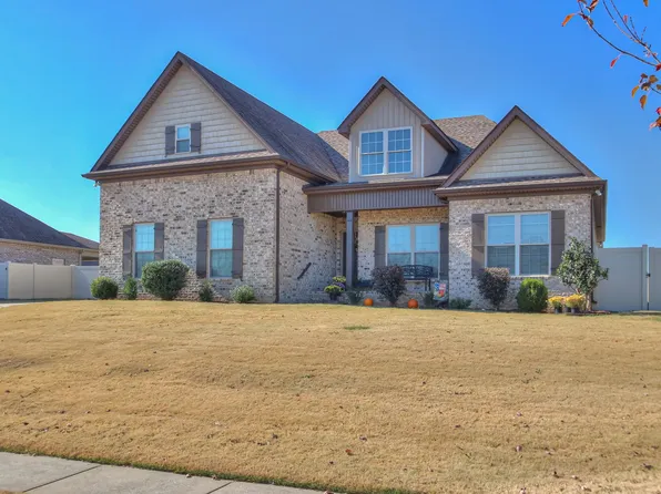 2414 Telford Ln, Murfreesboro, TN 37128