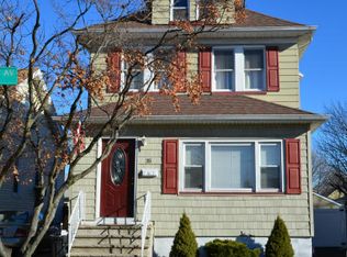 35 Orange Ave, Staten Island, NY 10302
