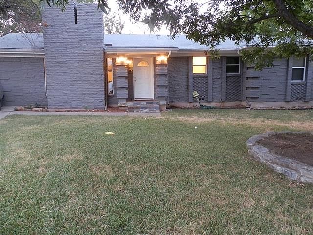 1st image of 22 Beverly Ct