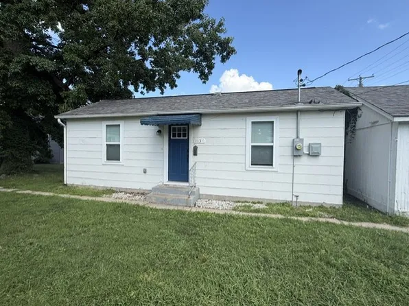 113 E 3rd St, O'Fallon, IL 62269