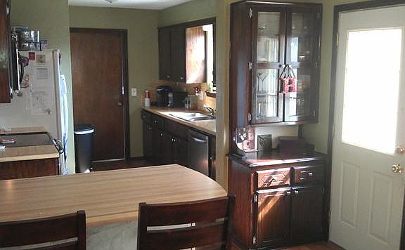 3rd image of 404 N Morgan Dr
