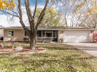 650 35th St SE, Cedar Rapids, IA 52403