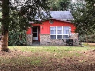 137 Bottom Rd, Mill Run, PA 15464