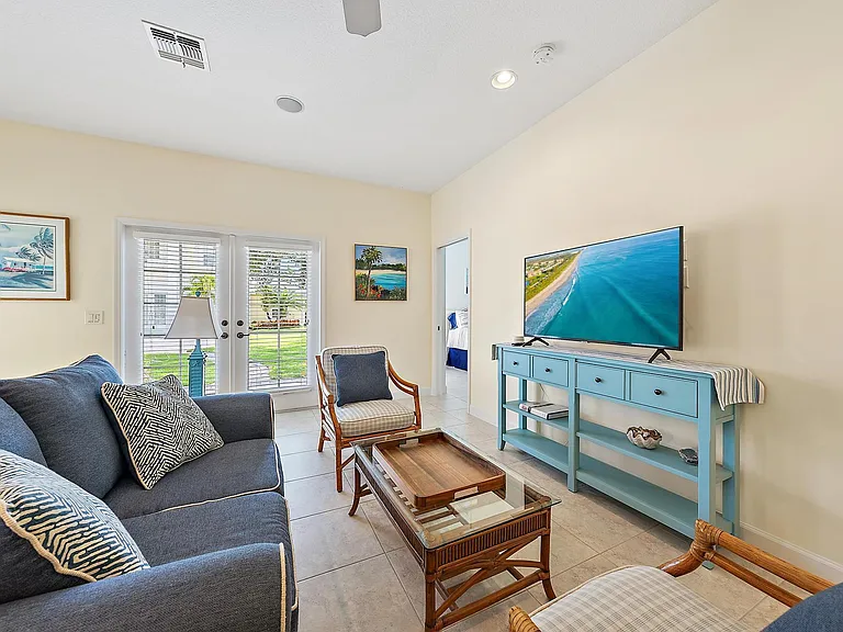 19043 SE Jupiter River Dr #COTTAGE — Photo 6