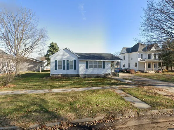 309 S Mather St, Clarksville, IA 50619