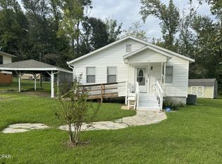 114 W Bonita St, Chattahoochee, FL 32324