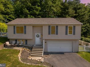 22 Liberty Dr, Mount Holly Springs, PA