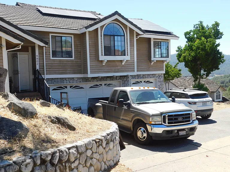 9802 Hudson Ct — Photo 6