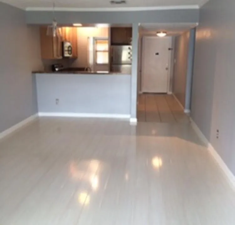 2892 Plaza Terrace Dr #5