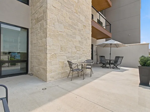 3022 Fieldhouse Cir #107, Manhattan, KS 66503