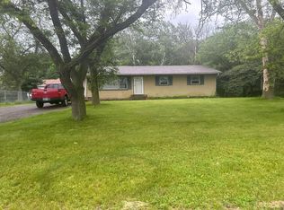 2757 Hadley Ave N, Oakdale, MN 55128