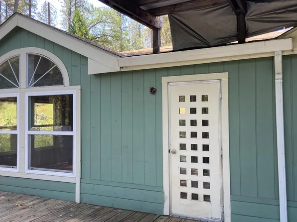 5602 Railroad Flat Rd, Mountain Ranch, CA 95246