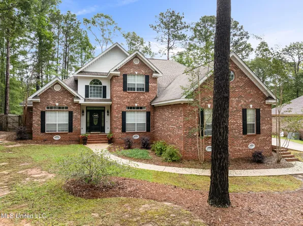 32 Cambrooke, Hattiesburg, MS 39402
