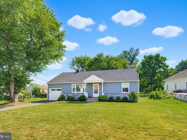 433 E Roseville Rd, Lancaster, PA 17601
