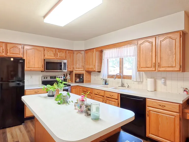 3209 White Elm Ct — Photo 7