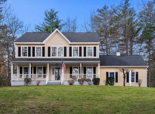 10 Misty Ln, Westford, MA 01886