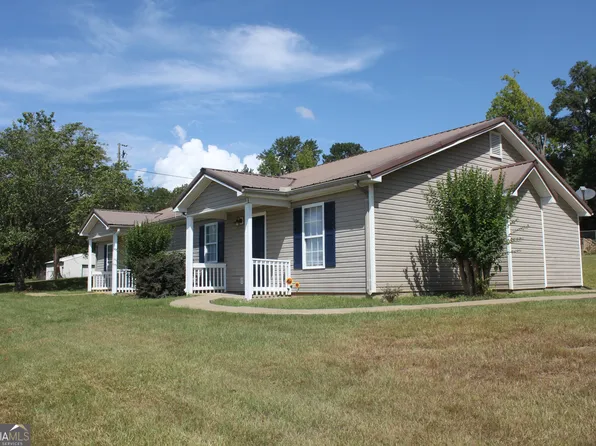 17 Truitt St, Manchester, GA 31816