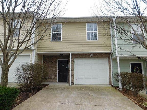 2nd image of 210 Bass Pond Glen Dr
