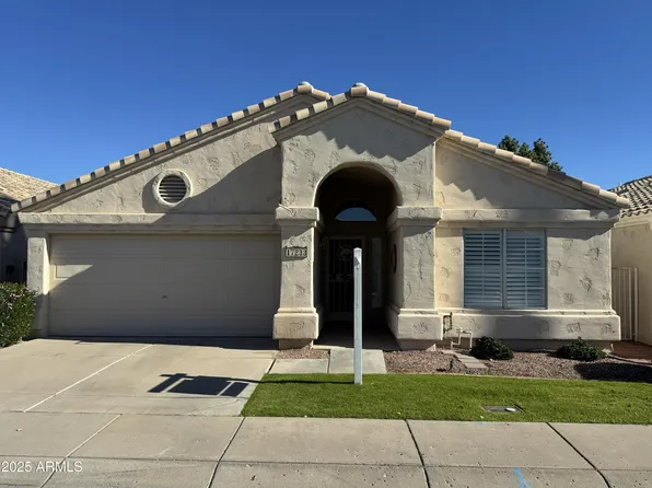 17233 N WINDING Trail, Surprise, AZ 85374