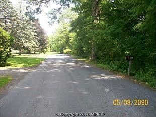2nd image of 165 Bellringer Ln