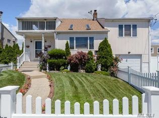 2513 Camp Ave, Bellmore, NY 11710